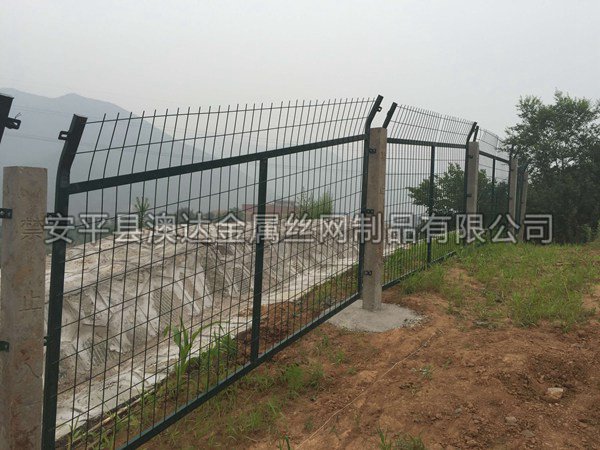 鐵路防護柵欄2012（8001） (4)